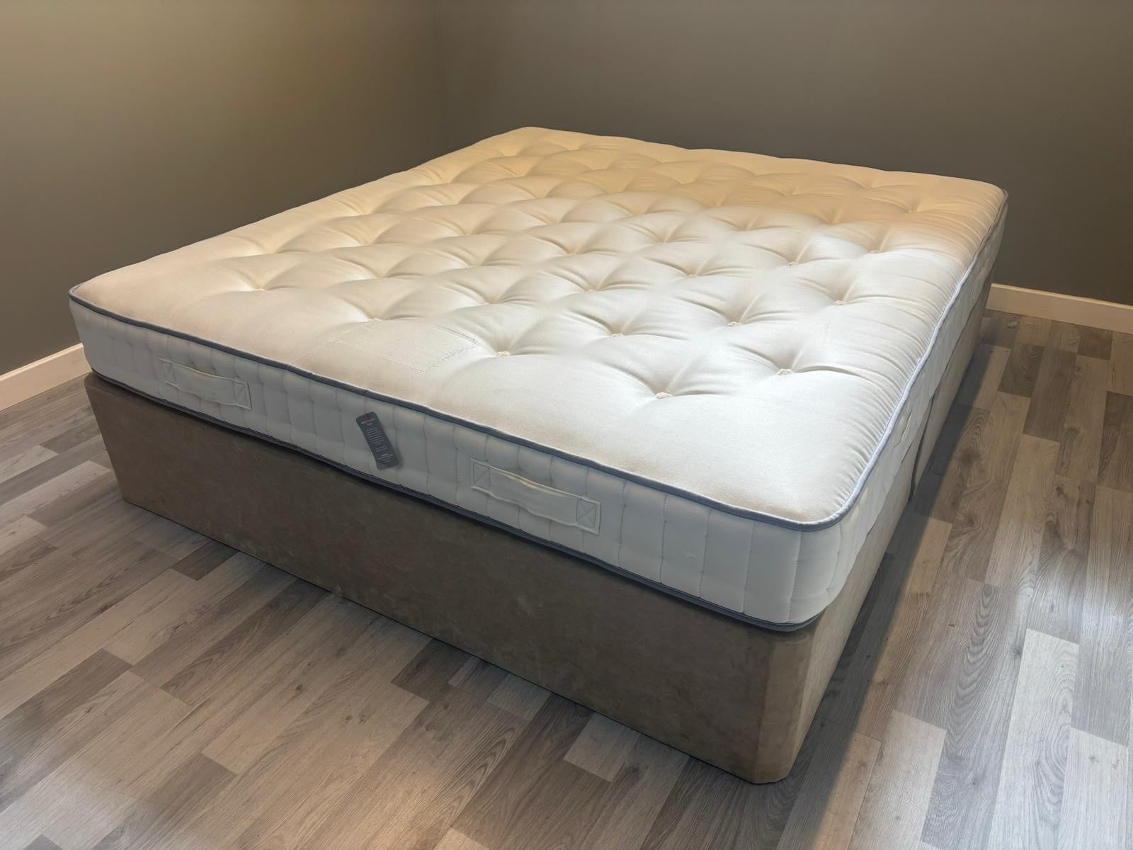 Harrison Spinks Yorkshire 3000 6FT Superking Mattress RRP £1299 - Home Furniture Interiors