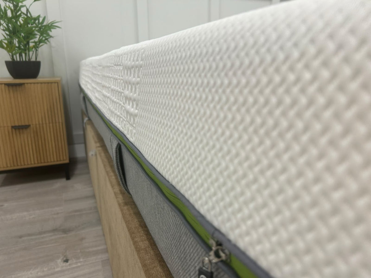 EMMA Diamond Helix 4FT 6 Double Mattress - RRP £1595 -