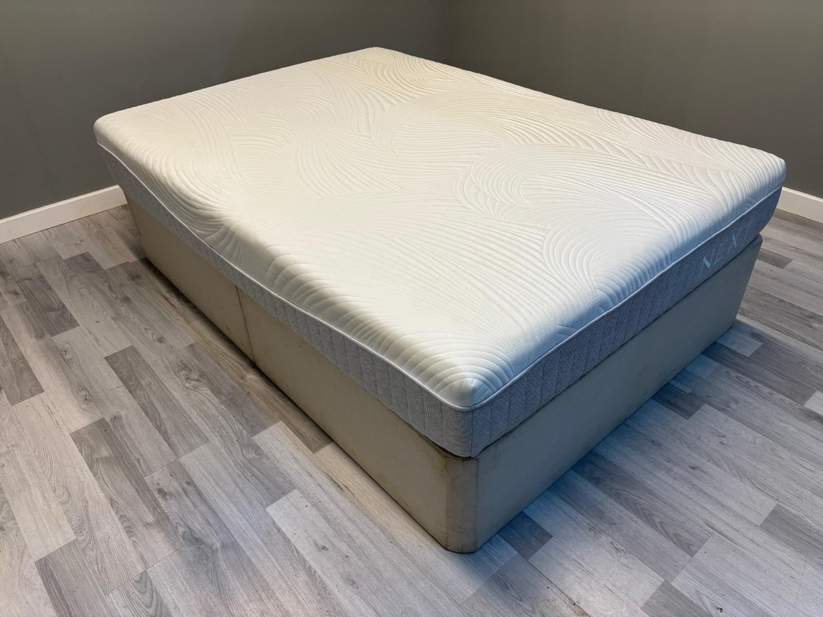 Next Marshmallow 1400 Pocket Sprung Medium Memory Foam Hybrid Double Mattress A - Home Furniture Interiors
