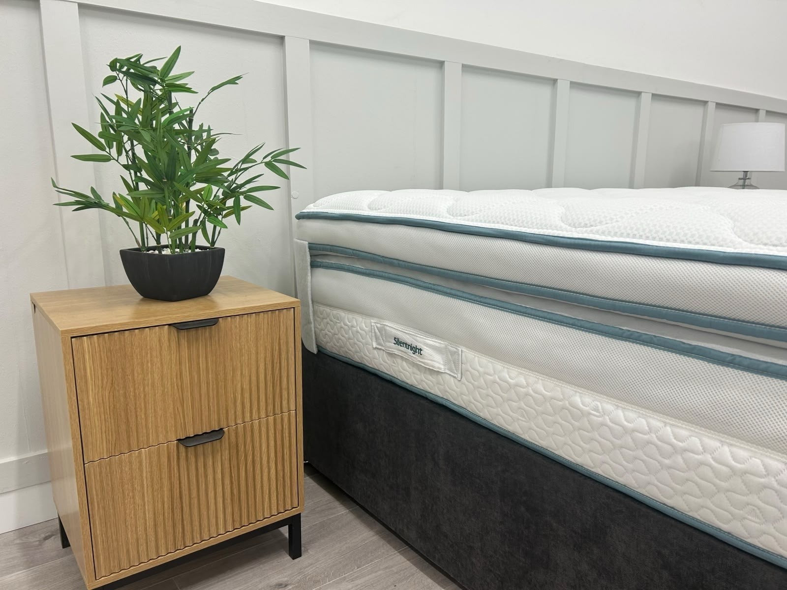 Silentnight Ultra Gel 3000 BoxTop Mattress 6FT Superking RRP £1599