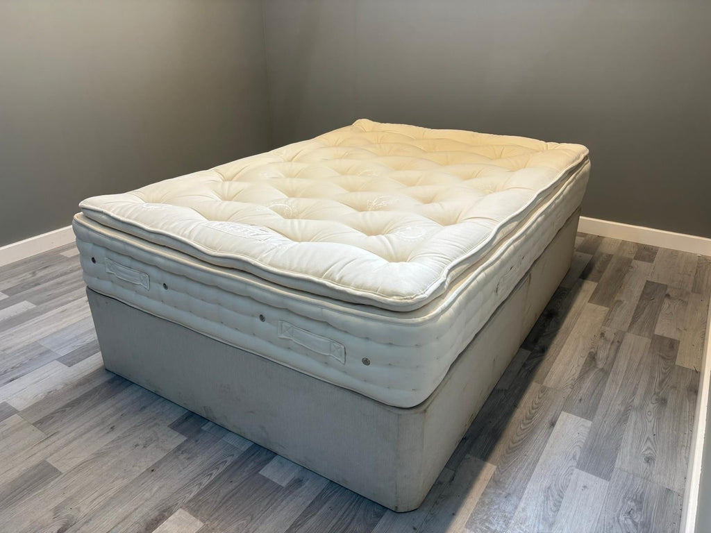 Hypnos Luxurious Earth 03 Double 4FT 6 Mattress - RRP £2599 Medium - Home Furniture Interiors