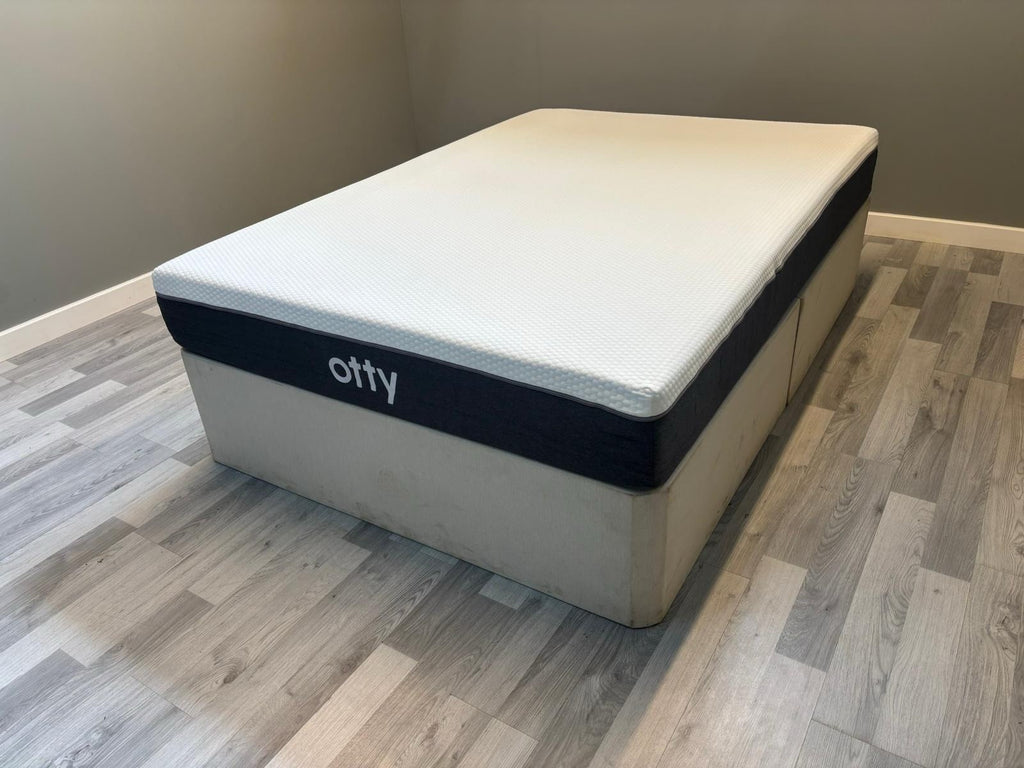 OTTY Hybrid Mattress 5FT Kingsize RRP £749 23cm Deep Medium / Firm