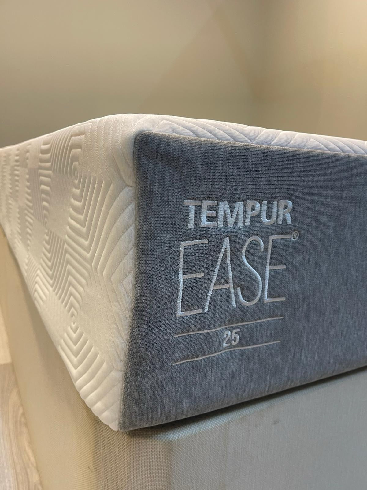 Tempur Ease Double 4FT 6 Mattress, Medium Firm - RRP £1,098 - Home Furniture Interiors