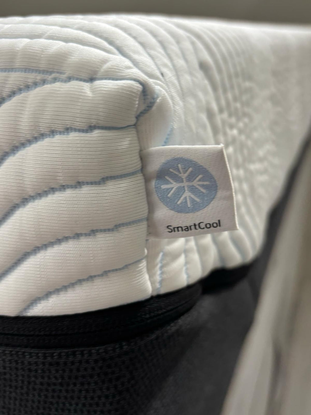 Tempur Pro Air Plus SmartCool 4FT Small Double Mattress Soft RRP £1995 - Home Furniture Interiors