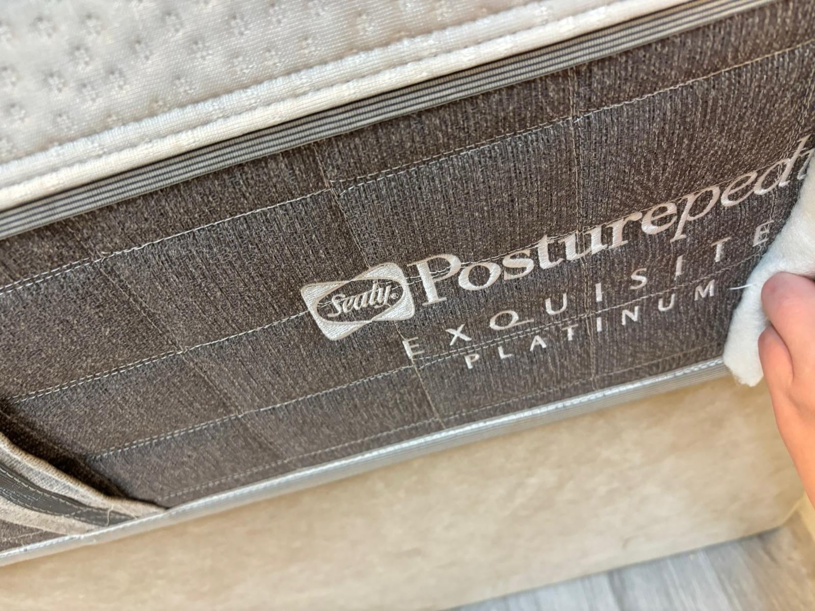 394a41ac-0d9a-4458-a1a1-4a8eb3f30d47