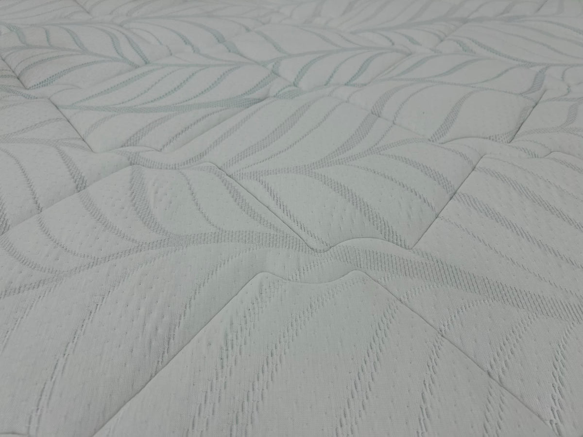 Staples and Co Revitalise Eco Latex  3800 Mattress, 5FT Kingsize RRP £1995