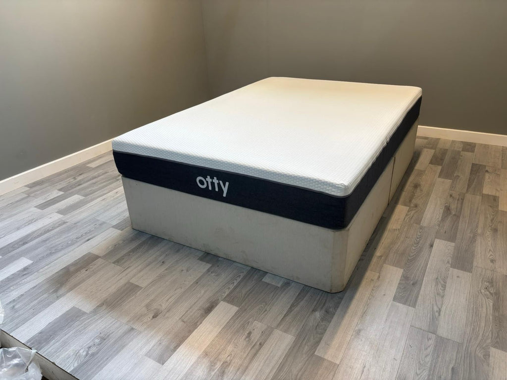 OTTY Hybrid Mattress 5FT Kingsize RRP £749 23cm Deep Medium / Firm