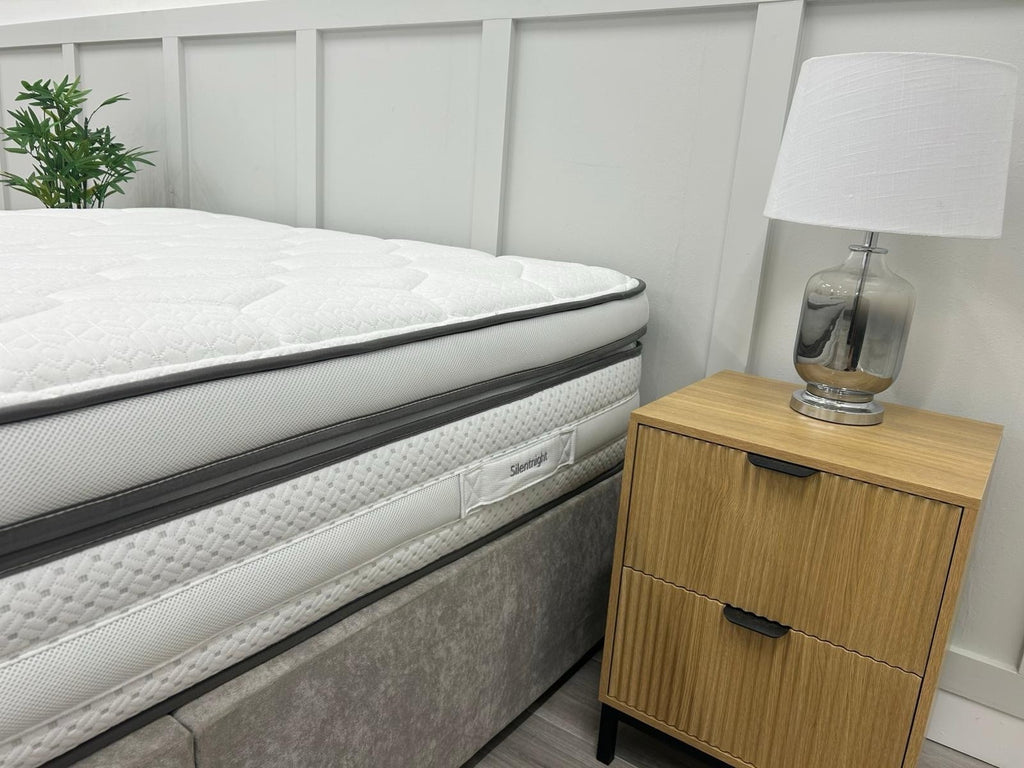 Silentnight Therma Cool Memory 2500 Boxtop 4FT 6 Double Mattress RRP £1099