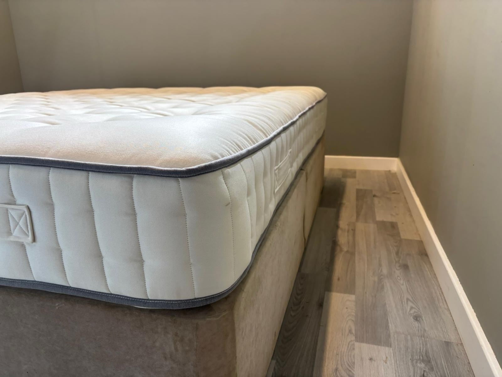 Harrison Spinks Yorkshire 5750 Ortho 6FT Superking Mattress RRP £1699 - Home Furniture Interiors
