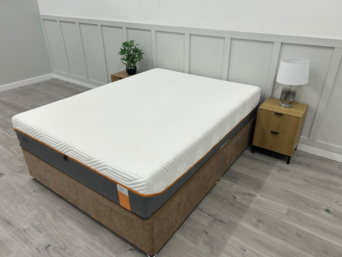 Tempur Original Luxe 5FT Kingsize Mattress - RRP £2795 Medium