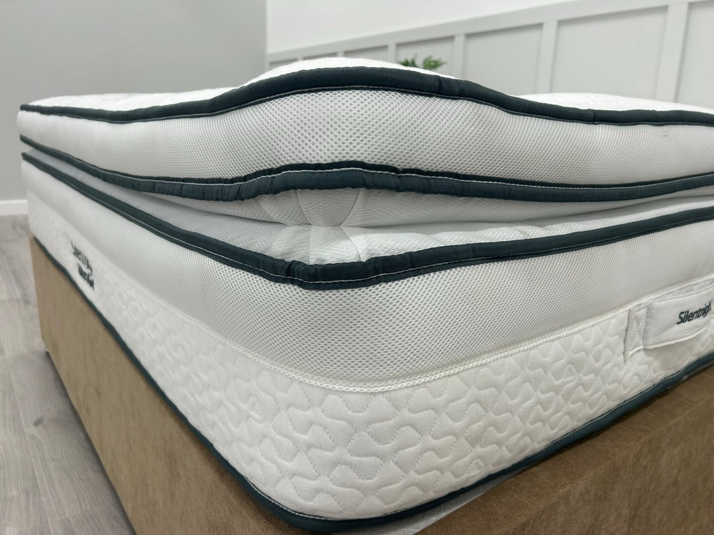 Silentnight Ultra Gel 3000 Pocket Box Top 5FT Kingsize RRP £1499