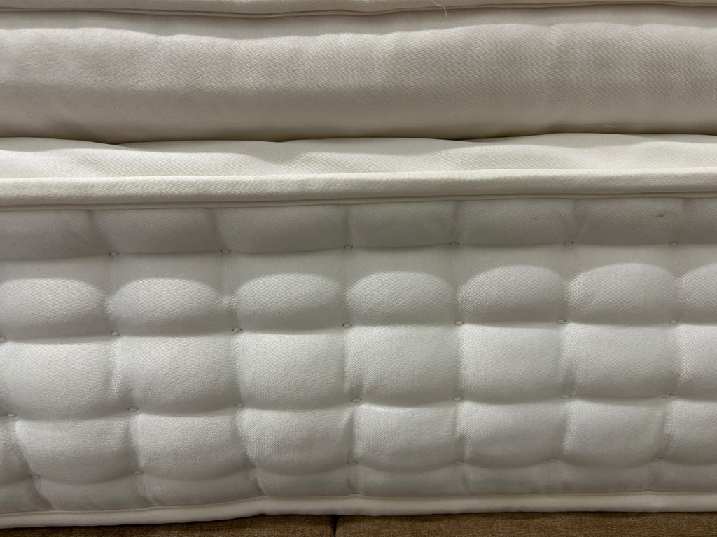 Staples and Co Artisan Pure Opulence Mattress 5FT Kingsize - RRP £2199 Medium