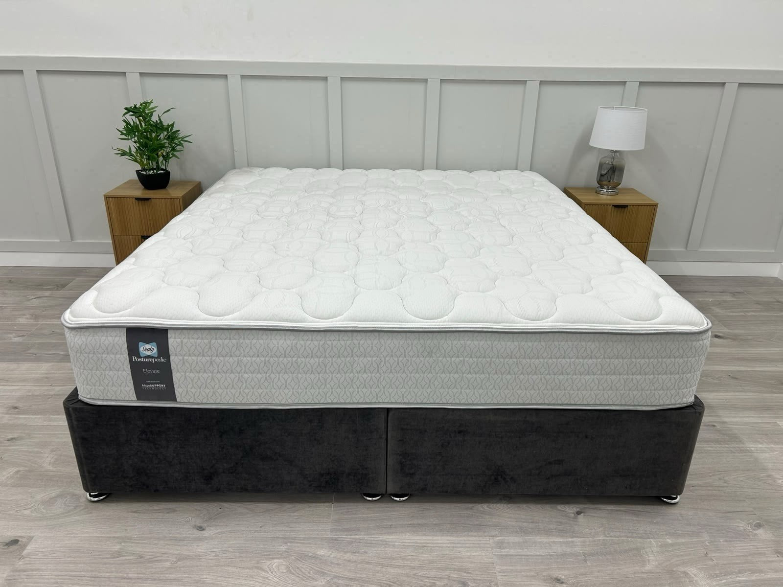 Sealy Posturepedic Elevate Tranquility Firm Mattress  6FT Superking RRP £2195