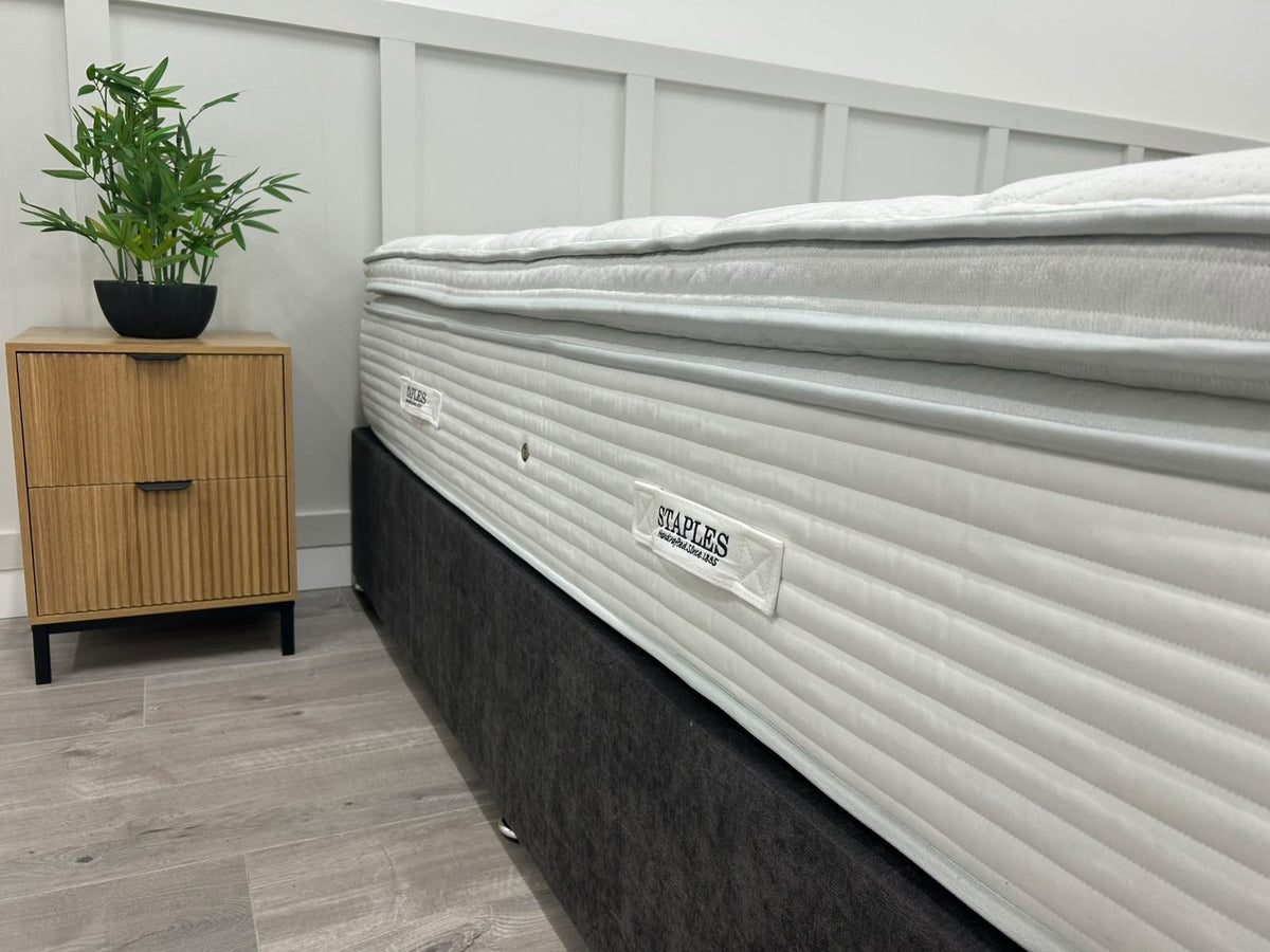 Staples and Co Revitalise Eco Latex  3800 Mattress, 5FT Kingsize RRP £1995