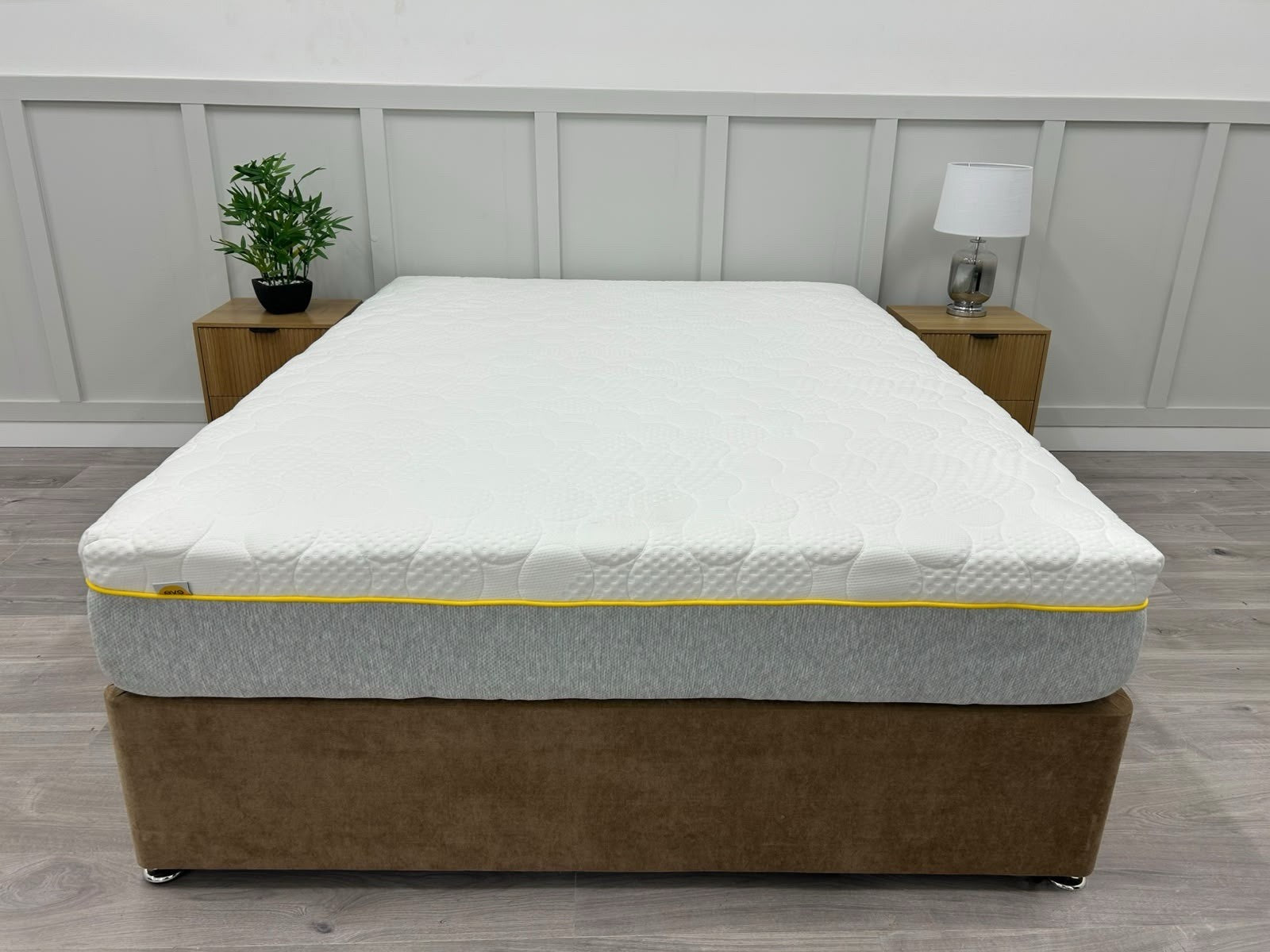 Eve Hybrid Uno Medium Mattress 5FT Kingsize Medium RRP £1199