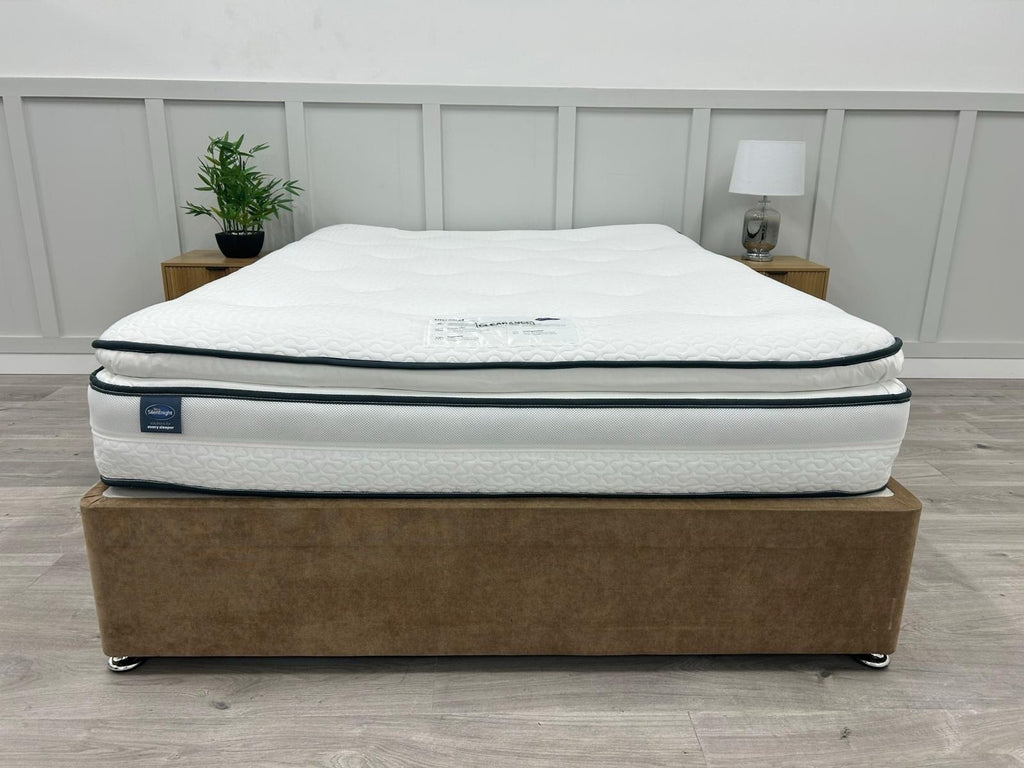 Silentnight Ultra Gel Miracoil Pillowtop 5FT Kingsize Mattress RRP £899