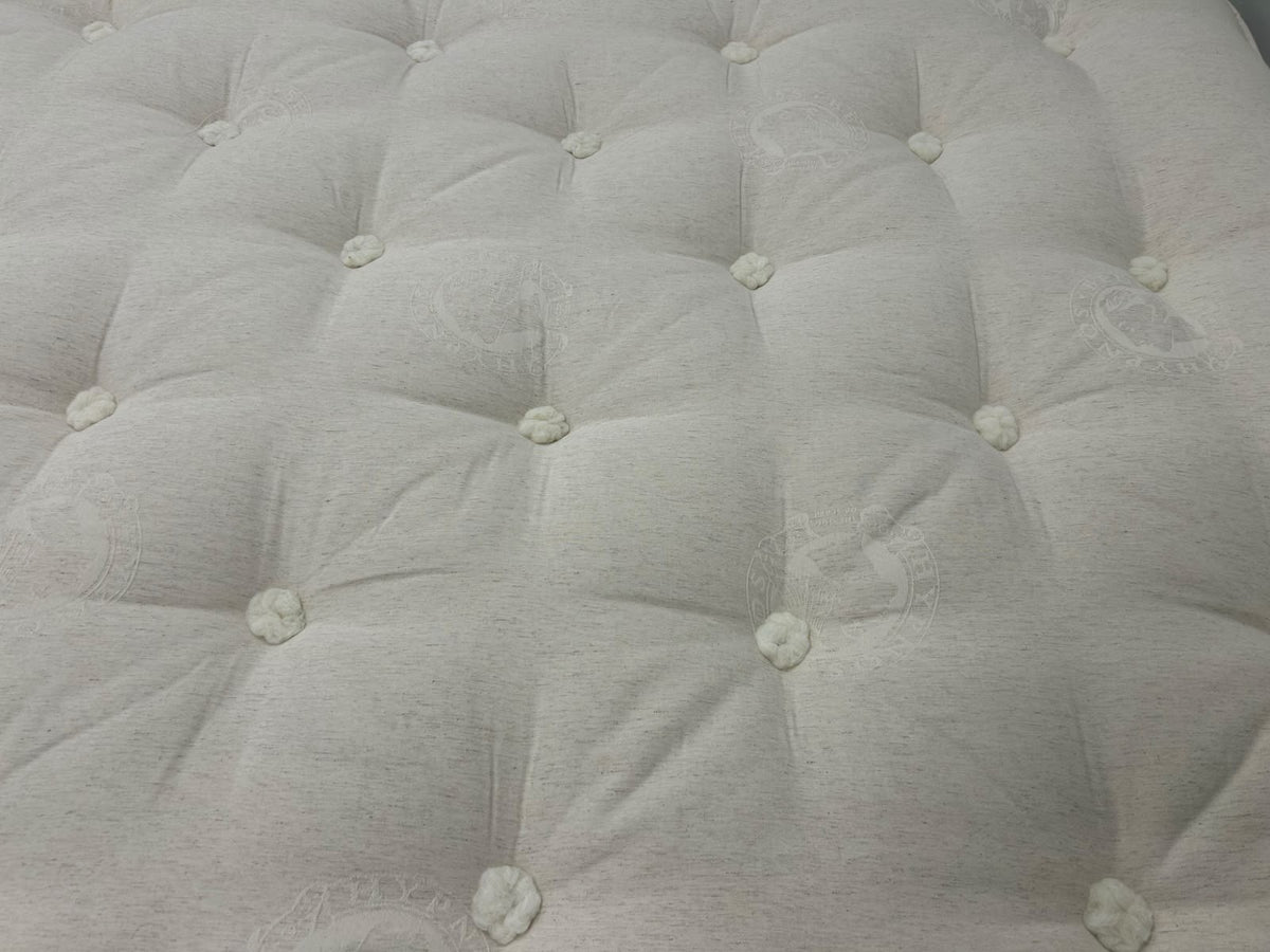 Hypnos Bespoke Crystal Mattress 5FT Kingsize - Firmer RRP £3199
