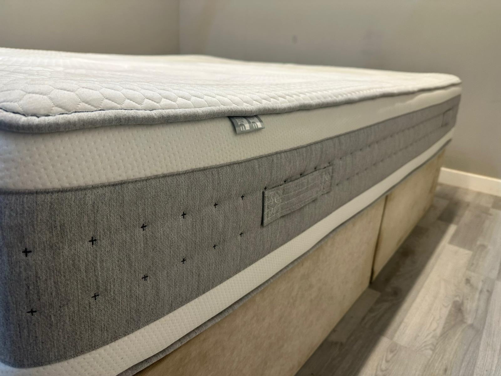 Mammoth Prestige Advance 6000 6FT Superking Mattress RRP £2399 - Home Furniture Interiors