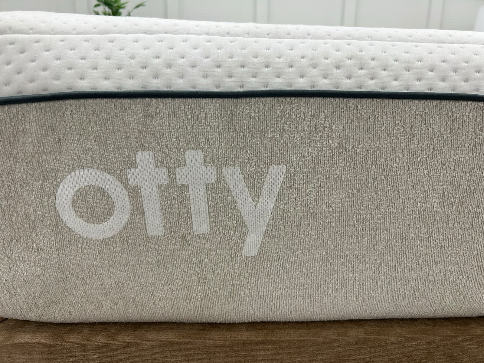 OTTY Pure Plus Hybrid 5FT Kingsize Mattress RRP £899 Medium / Firm