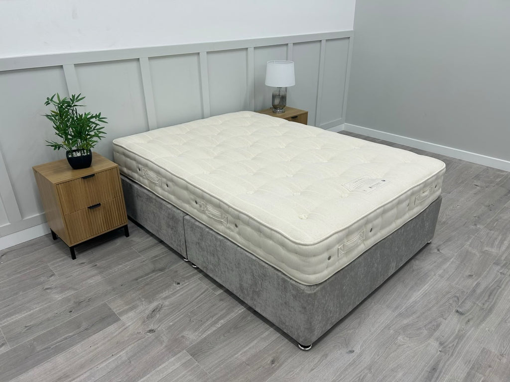 Hypnos Luxury Firm 01 Mattress 4FT 6 Double  RRP £1895