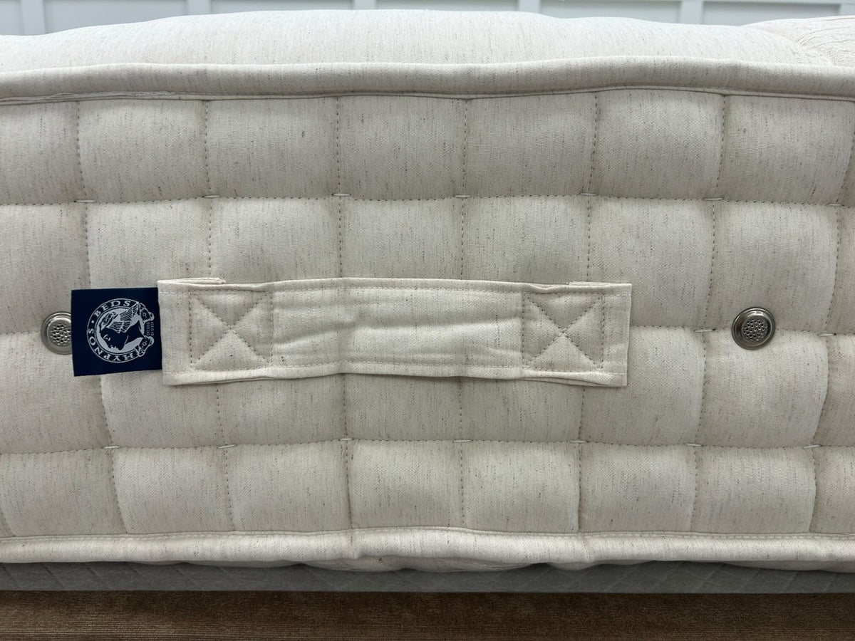 Hypnos Bespoke Crystal Mattress 5FT Kingsize - Firmer RRP £3199