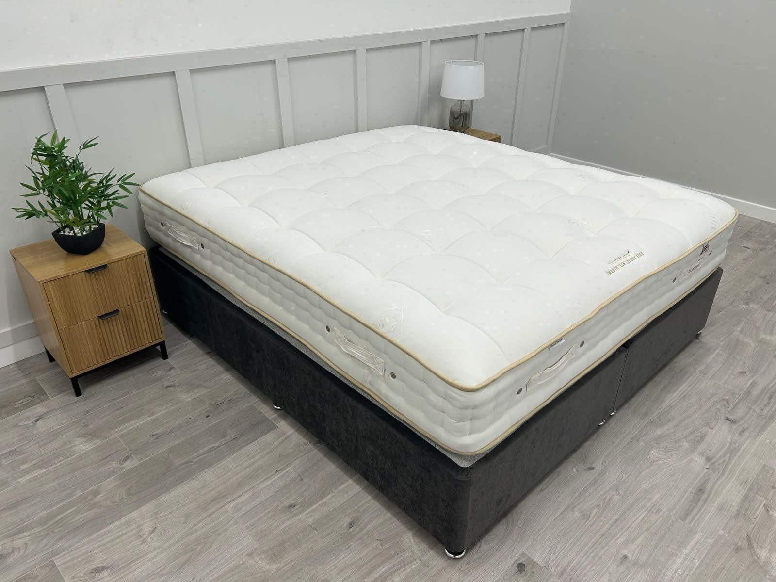 Millbrook Smooth Tech Luxury 5000 Pocket Mattress 6FT Superking RRP £2895 Medium