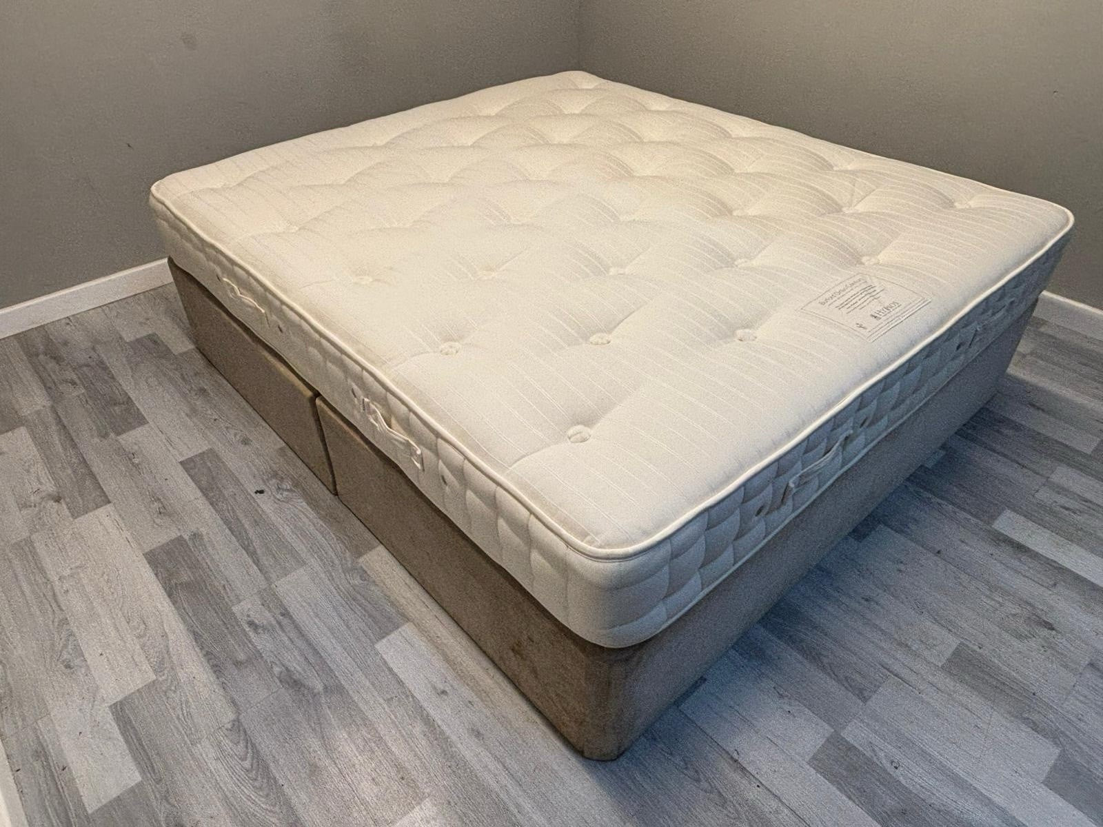 Hypnos Burford Ortho Comfort 6FT SuperKing Mattress - RRP £2,327 - Home Furniture Interiors
