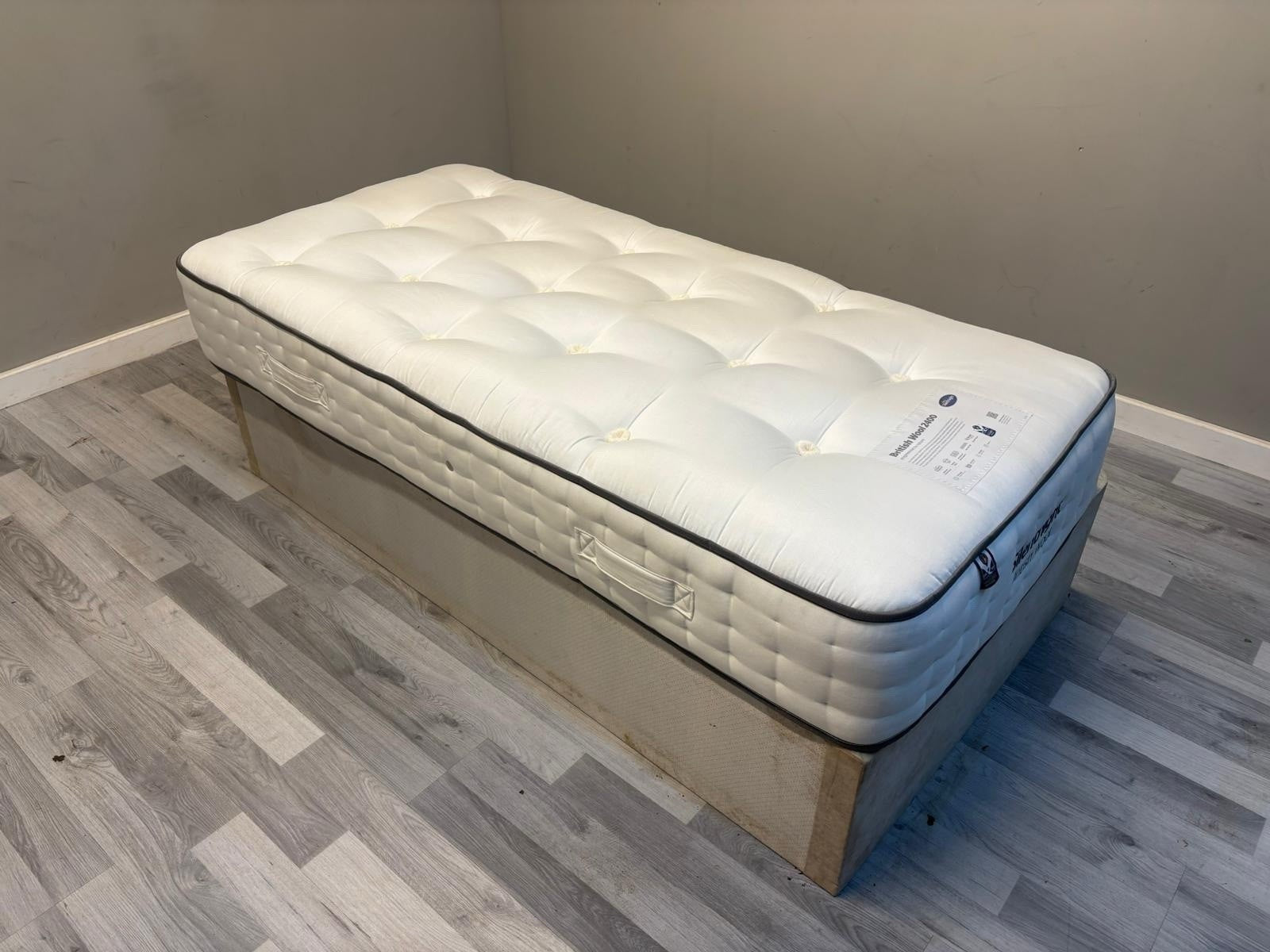 SilentnightBritish Wool 2400 Mattress 3FT Single Mattress 90cm 190cm RRP £899