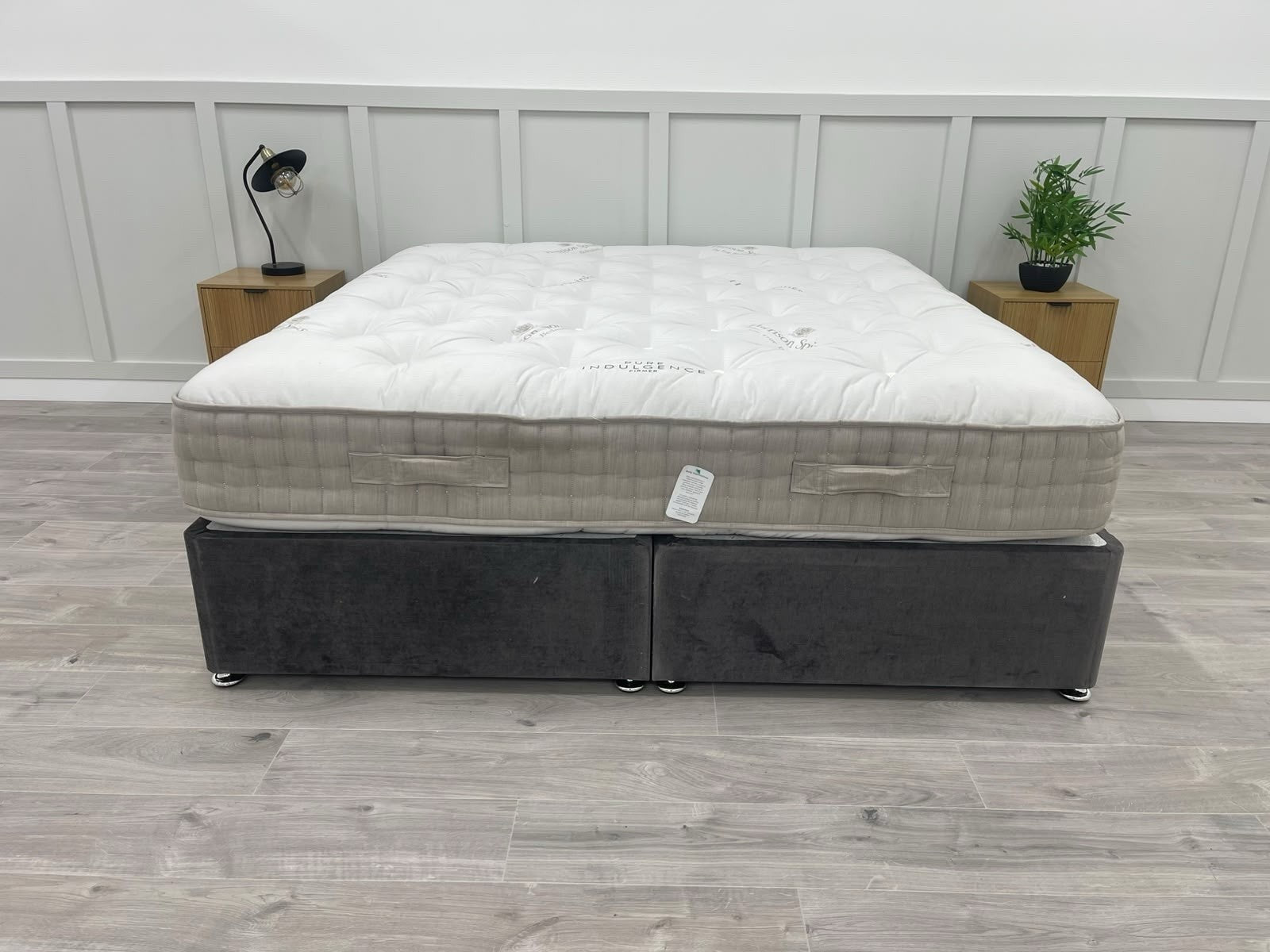 Harrison Spinks Pure Indulgence Mattress 6FT Superking Firmer RRP £6599