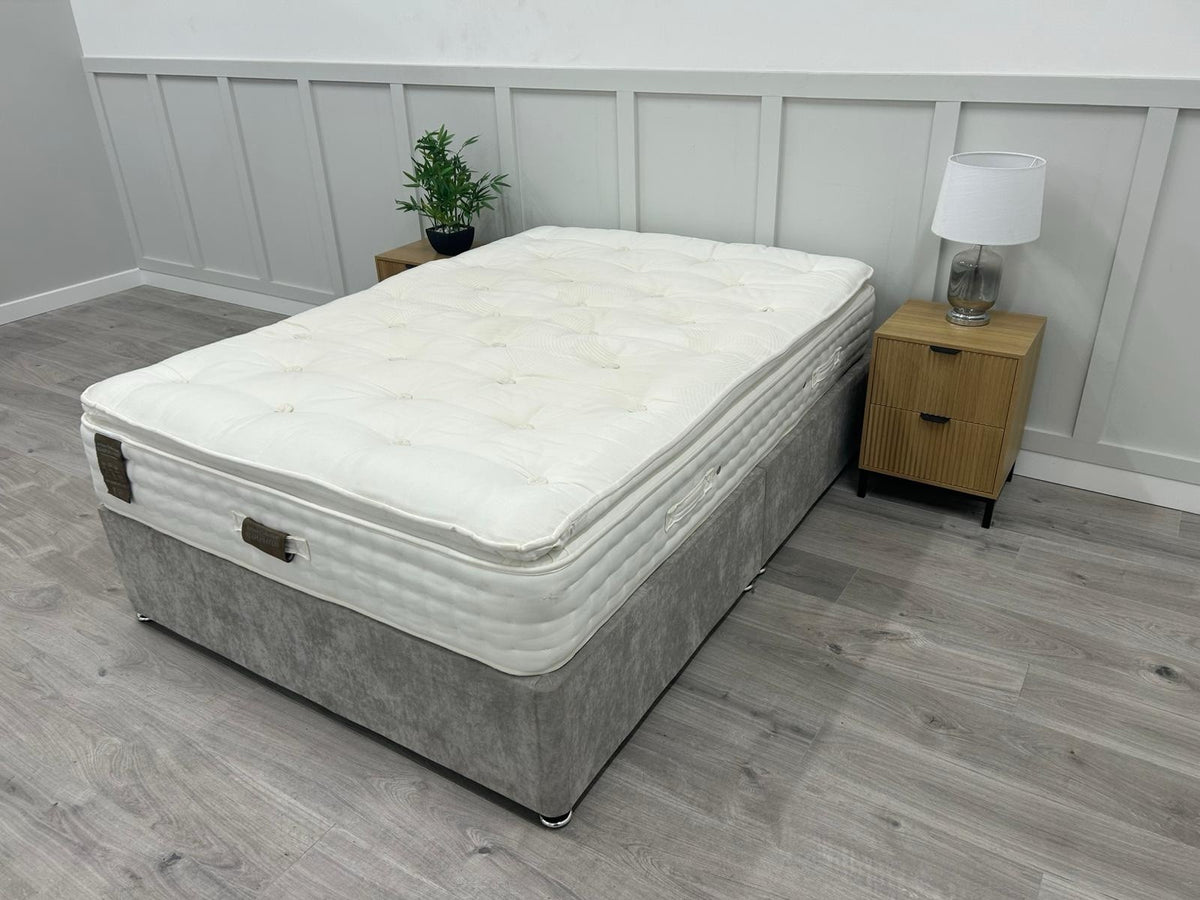 Staples and Co Artisan Deluxe 4FT 6 Double Mattress - RRP £1,799 Firm
