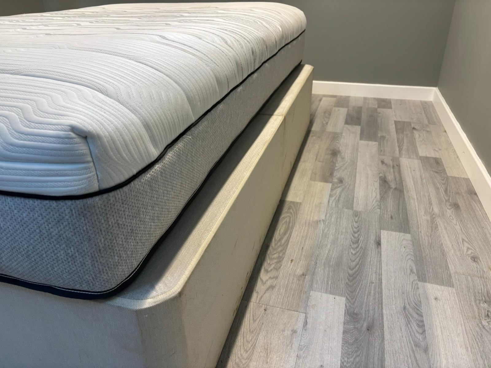 Gainsborough E-Motion Adjustable Memory 1000 Mattress 4FT Small Double RRP £1299 - Home Furniture Interiors