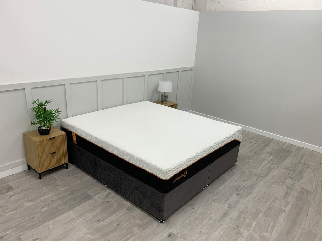 Dormeo Octaspring TRIBRID Latex Hybrid Mattress Super King 180cm X200cm  £2579A