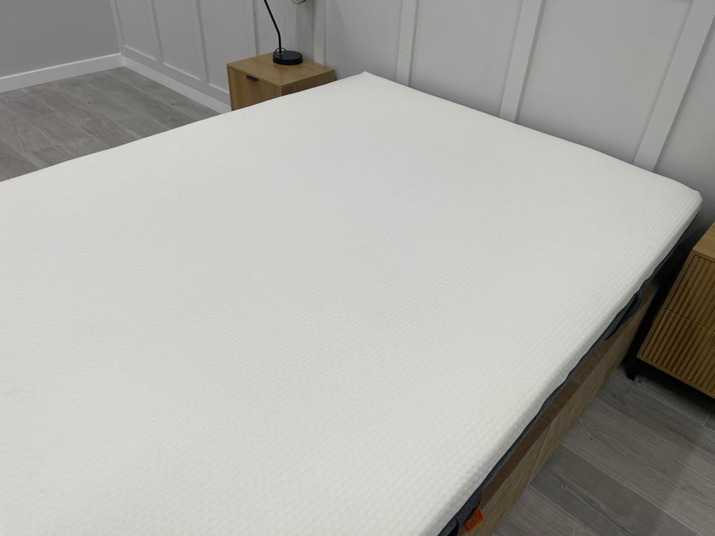 Emma Original Premium Hybrid 4FT 6 Double  Mattress - RRP £699