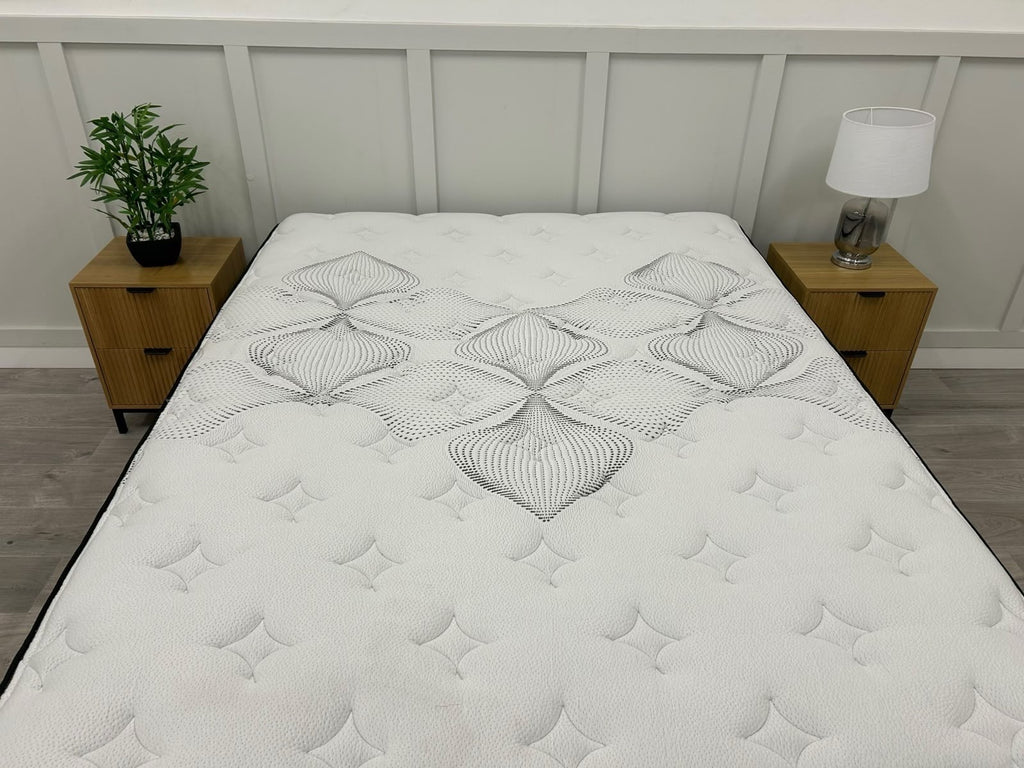IGEL 3000i Nanotech 4FT 6 Double Plushtop Mattress - RRP £1899 Soft