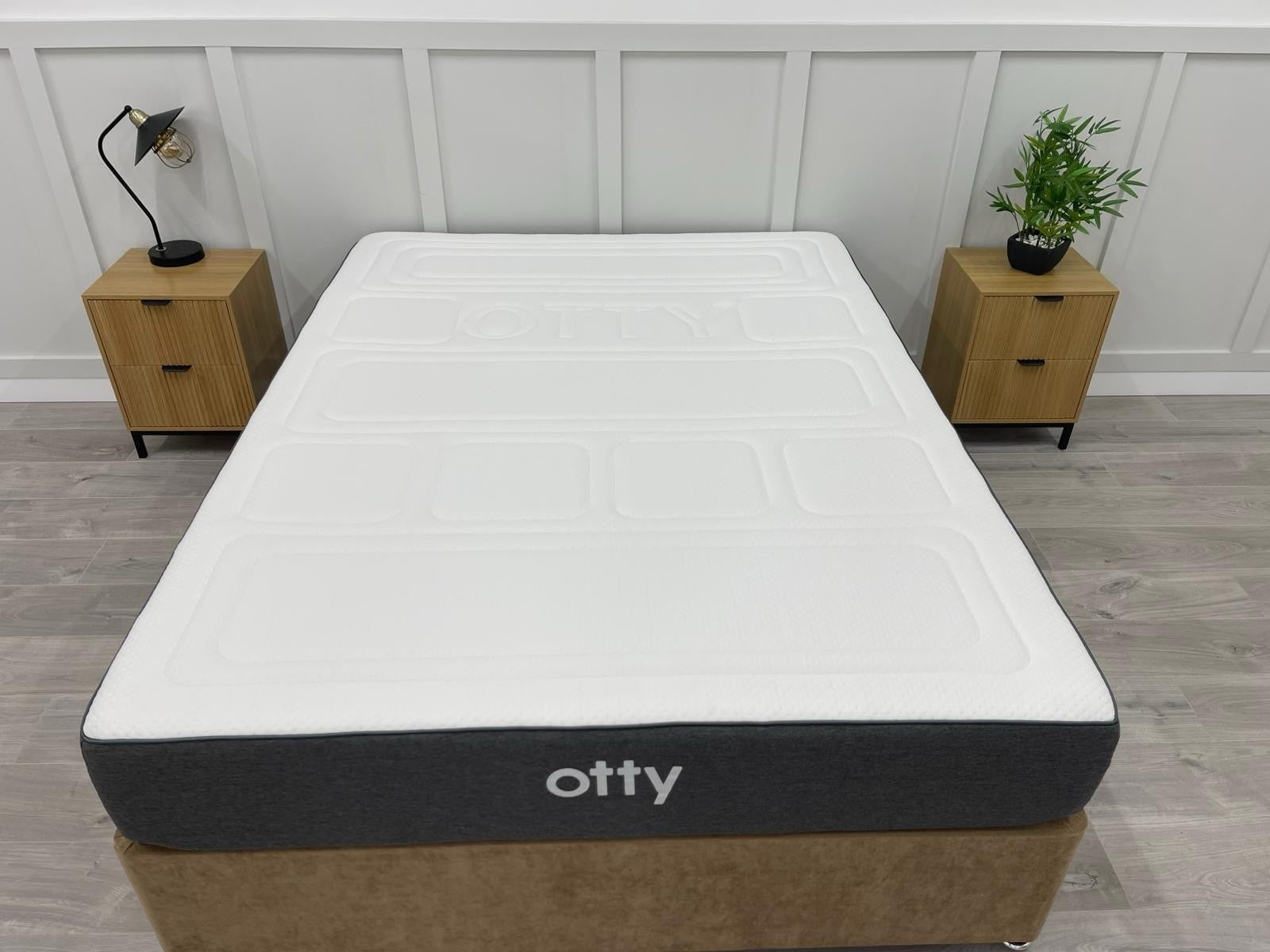 OTTY Original Hybrid Mattress 5FT RRP £799 Medium / Firm
