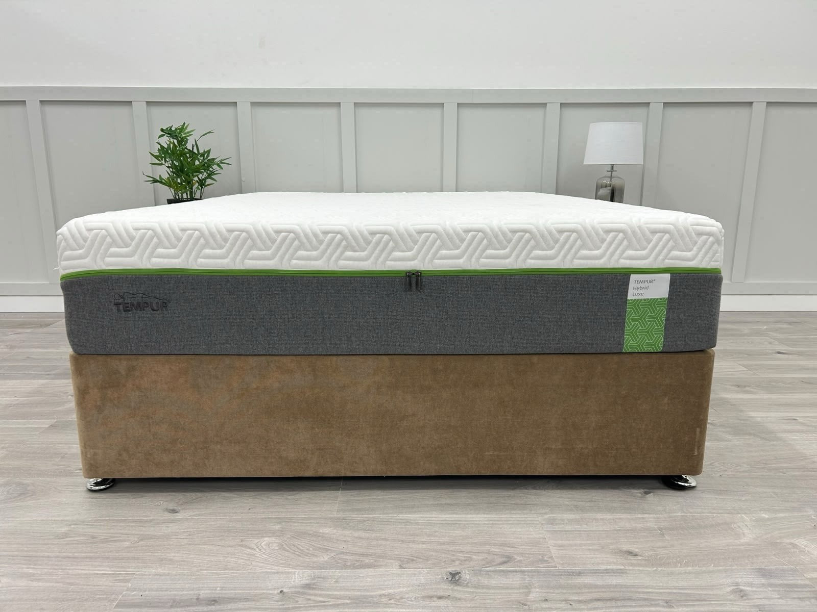 Tempur Hybrid Elite Luxe 5FT Kingsize RRP £2399 Medium Firmness