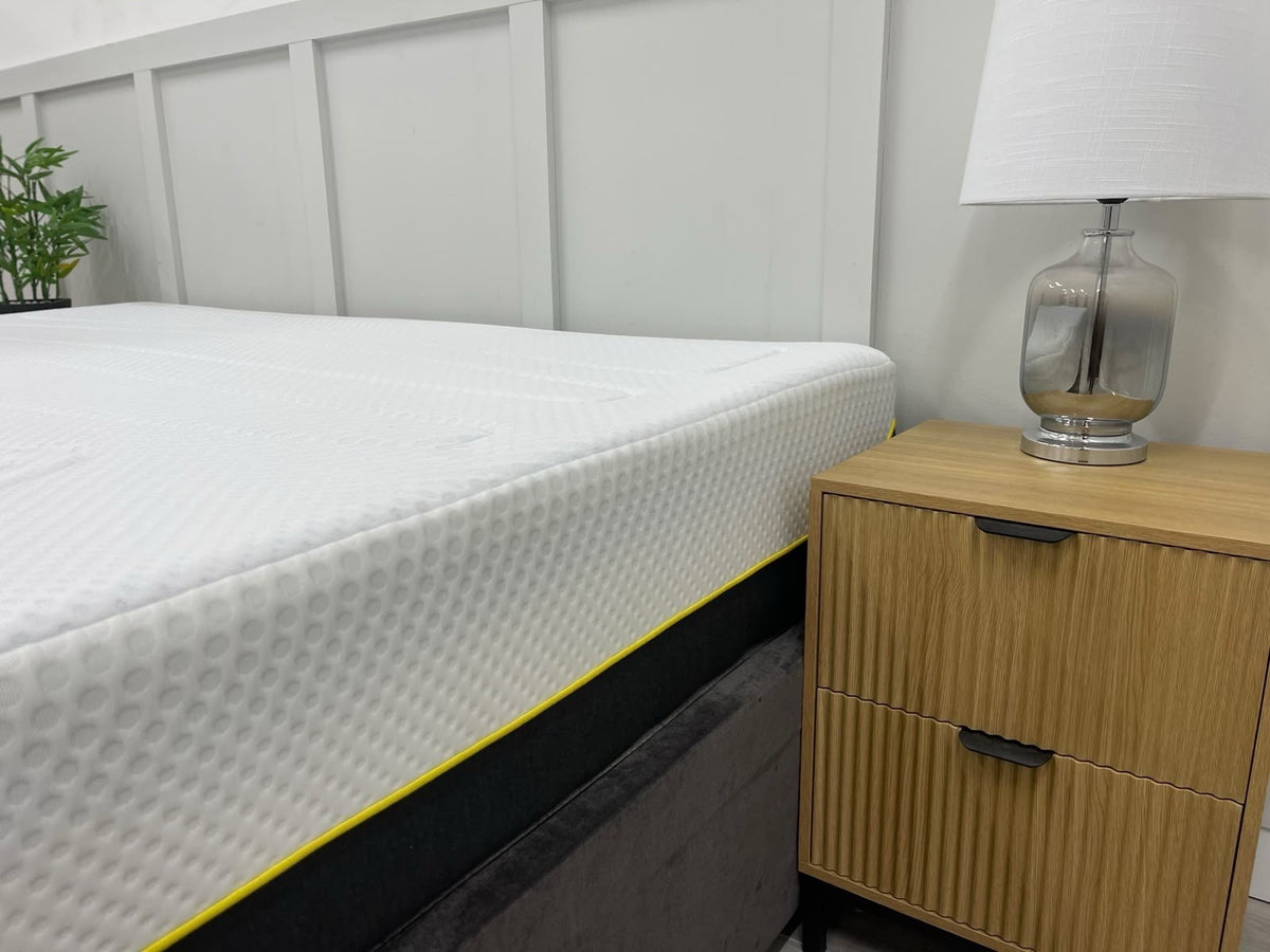 Mlily Ultra 270 6FT Superking Mattress RRP £1699