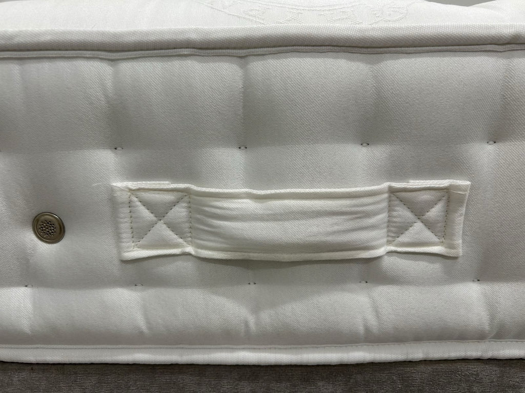 Hypnos Cawthorne Luxury Mattress Double 4FT 6 RRP £984 Medium