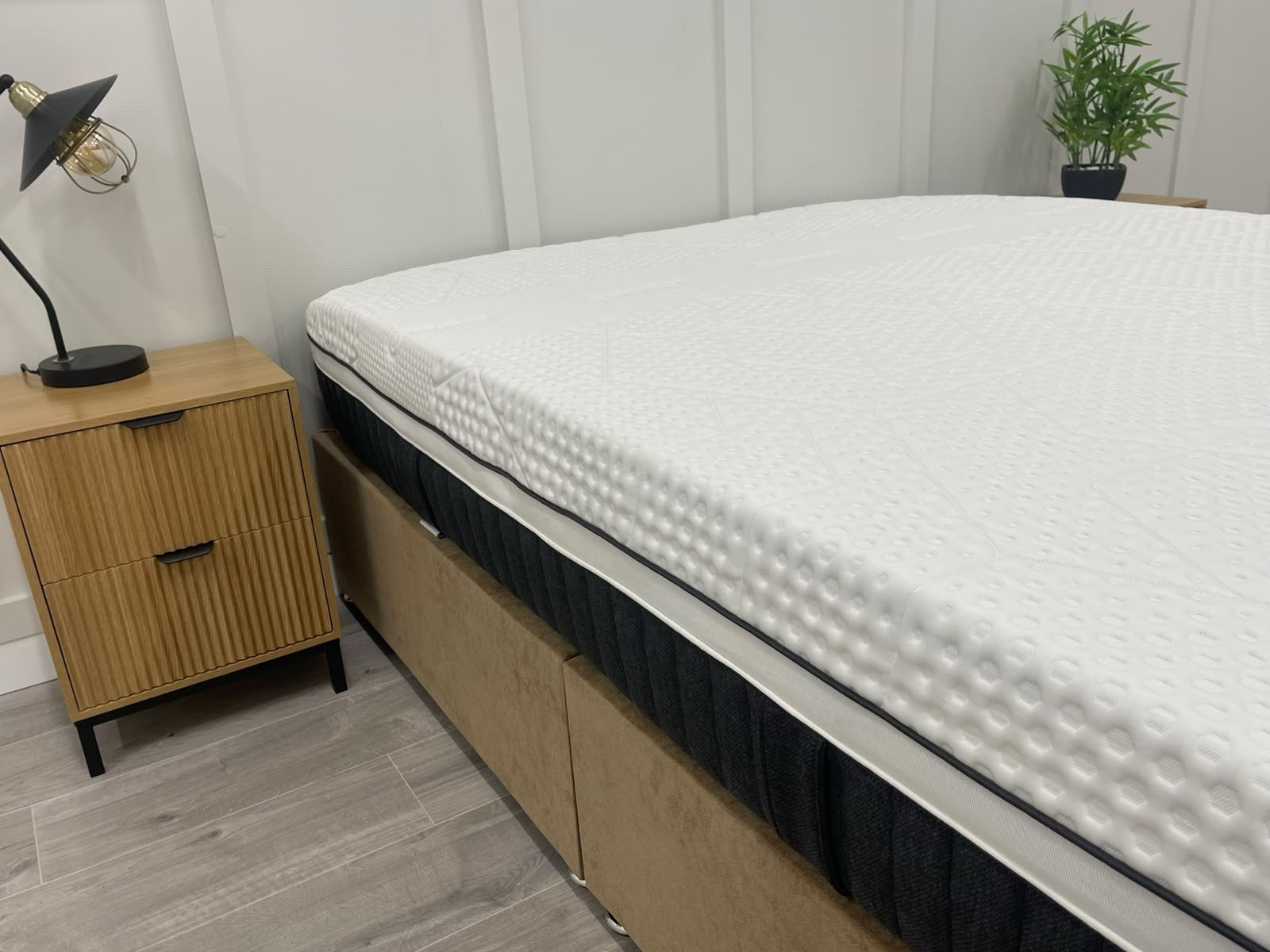 Emma Mattress Diamond Deluxe Spring Free 5FT Kingsize Mattress  - RRP £1879