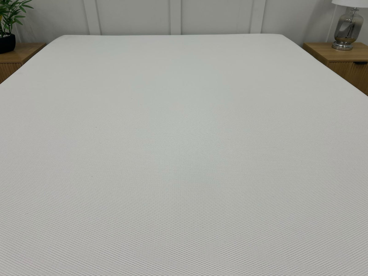 TEMPUR Pro Plus Medium 5FT Kingsize Mattress RRP £2199