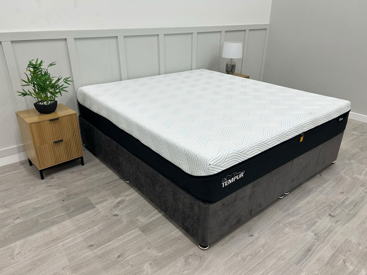 TEMPUR Pro Luxe Firm 5FT Kingsize Mattress - RRP £2895