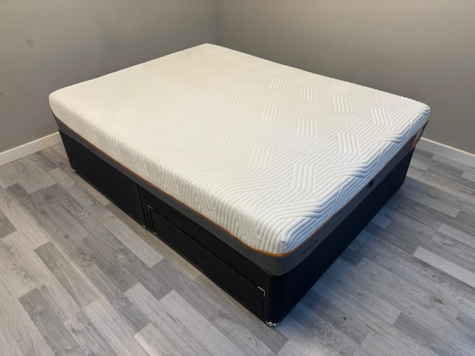Tempur Original Elite 5FT Kingsize Mattress - RRP £2399 -A - Home Furniture Interiors