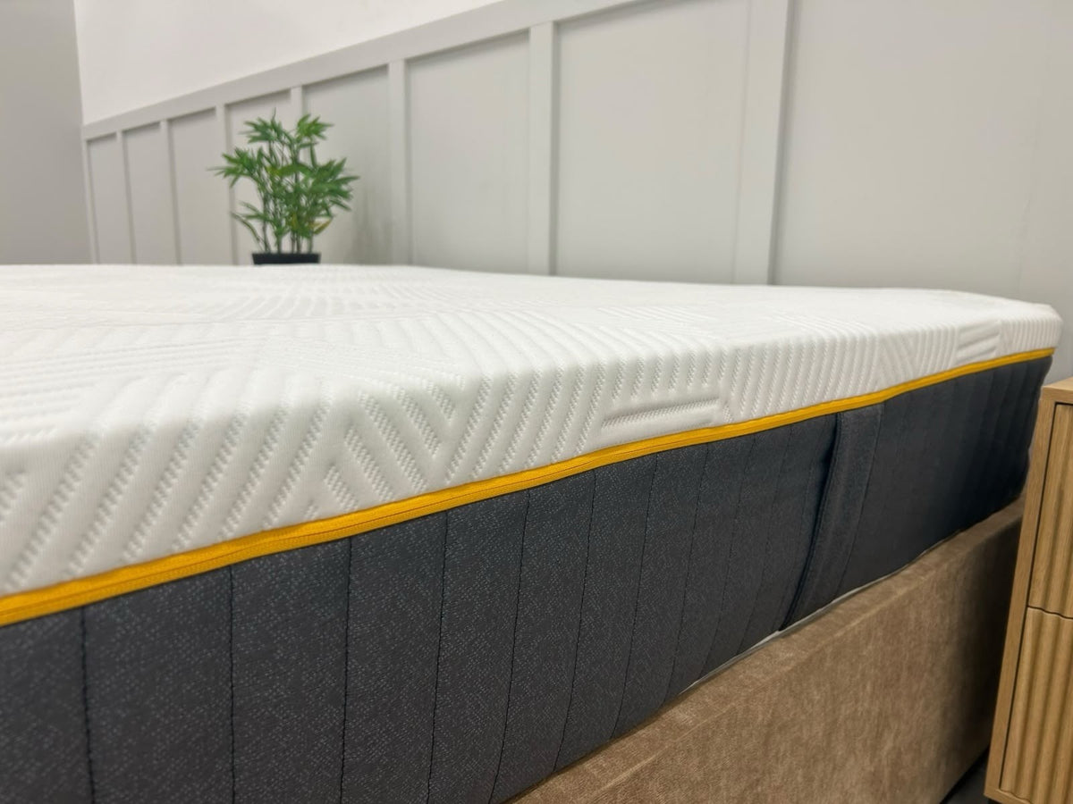 Emma Hybrid Airgrid 5FT Kingsize  Mattress RRP £1149 Medium / Soft