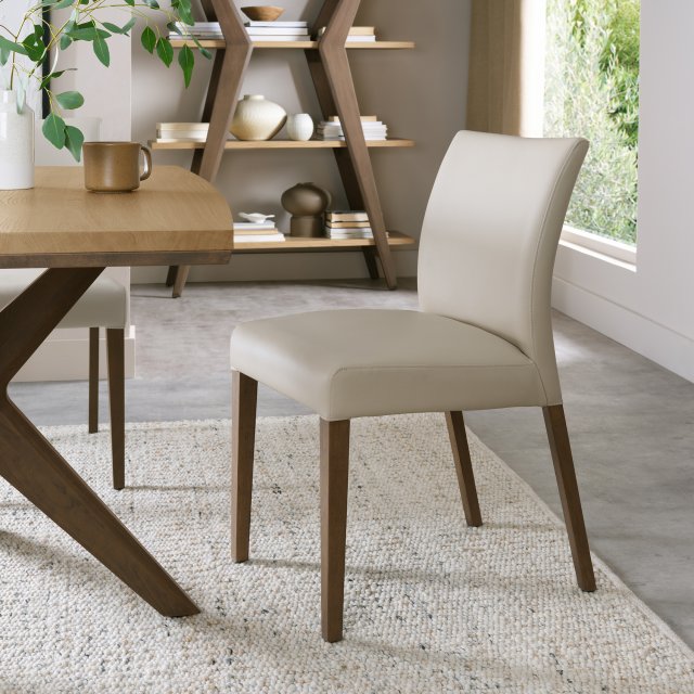 Ivory Leather Curved Dining Chair Light Weathered Oak Legs