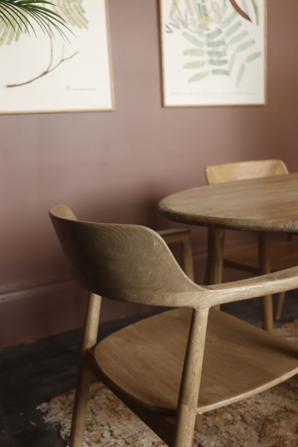 Modern Natural Teak Wood Curved Arm Dining Chair