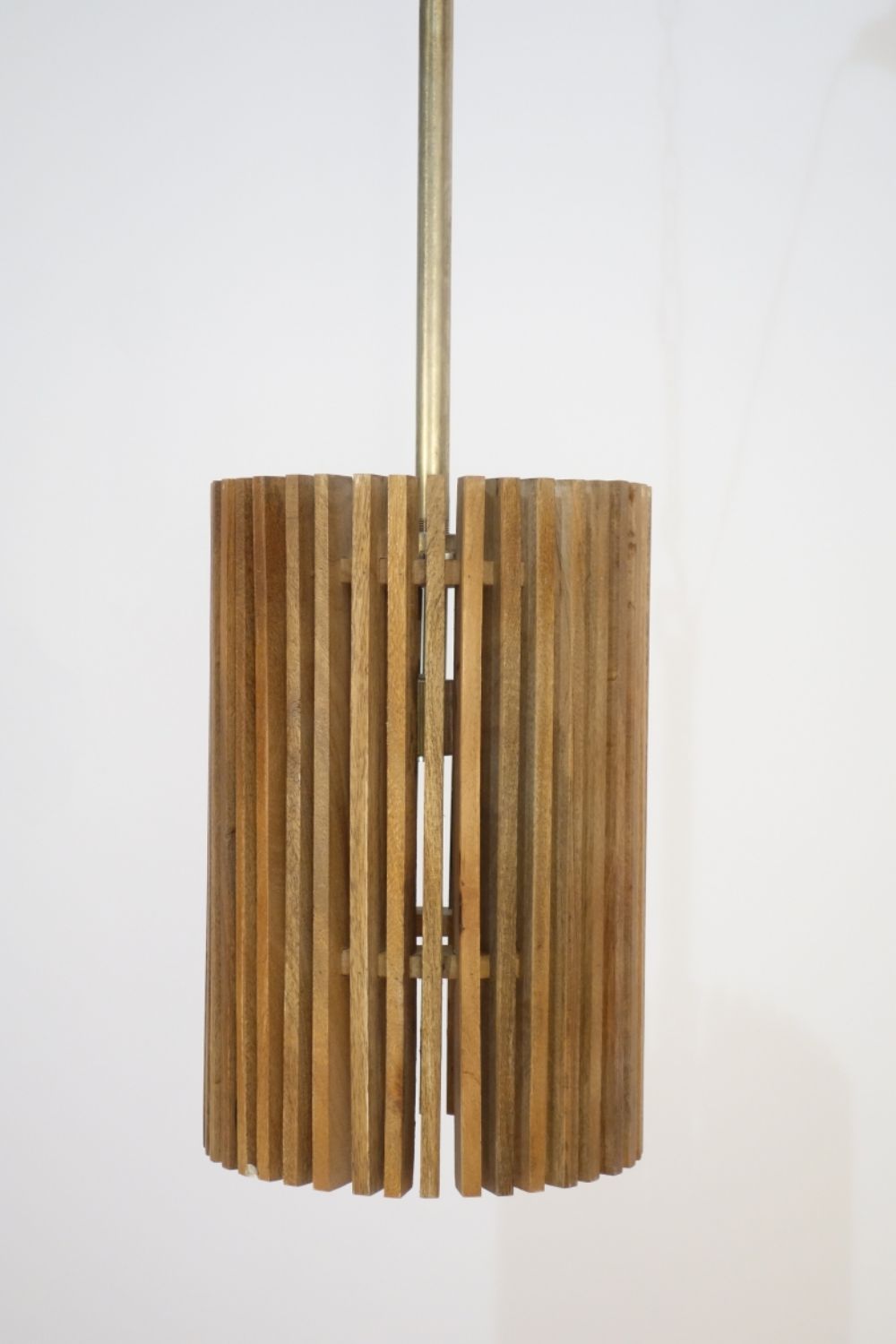Small Round Natural Mango Wood Slatted Pendant Lamp - Home Furniture Interiors