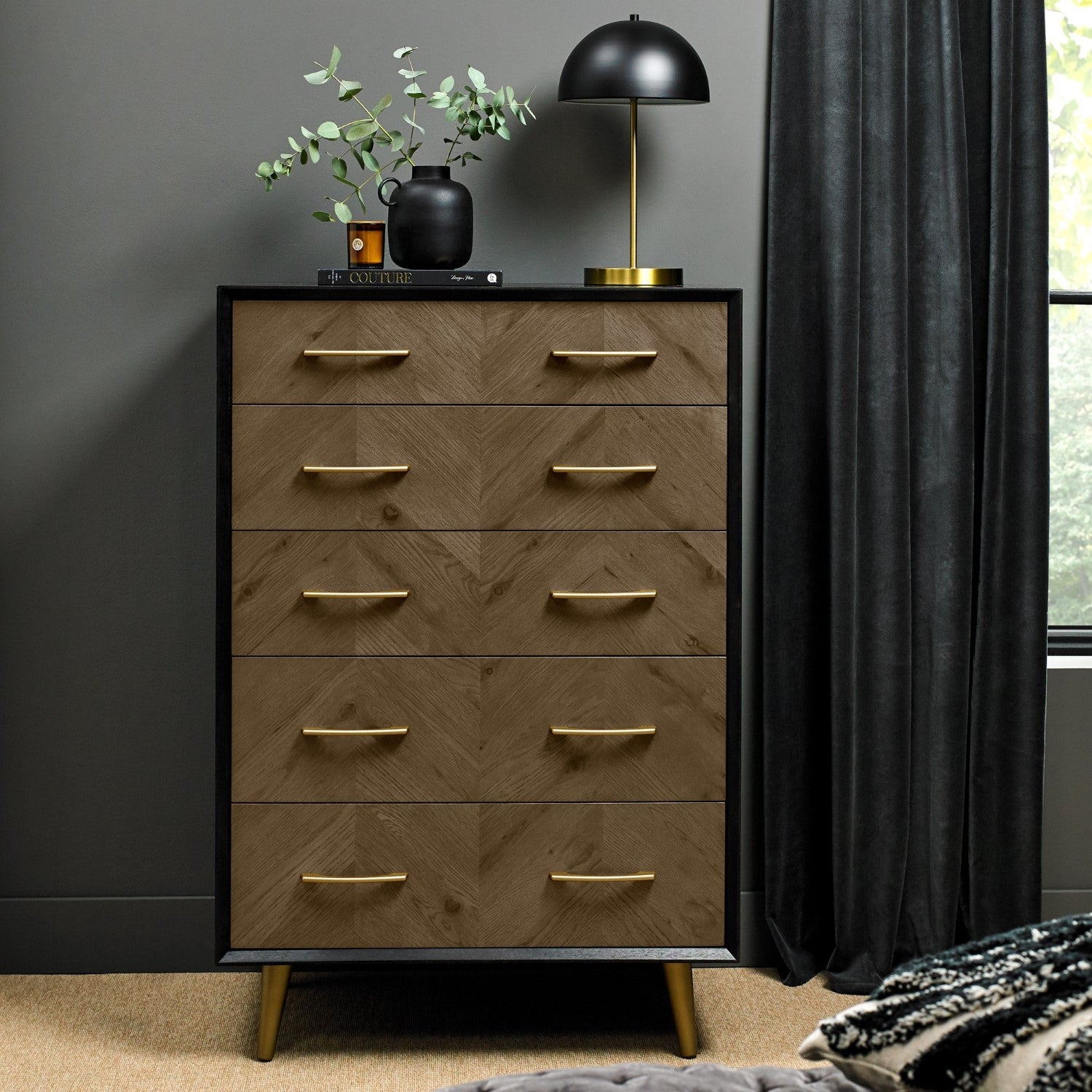 Oak Chevron Patterned 120cm Tall Chest of 5 Drawer 80cm Wide
