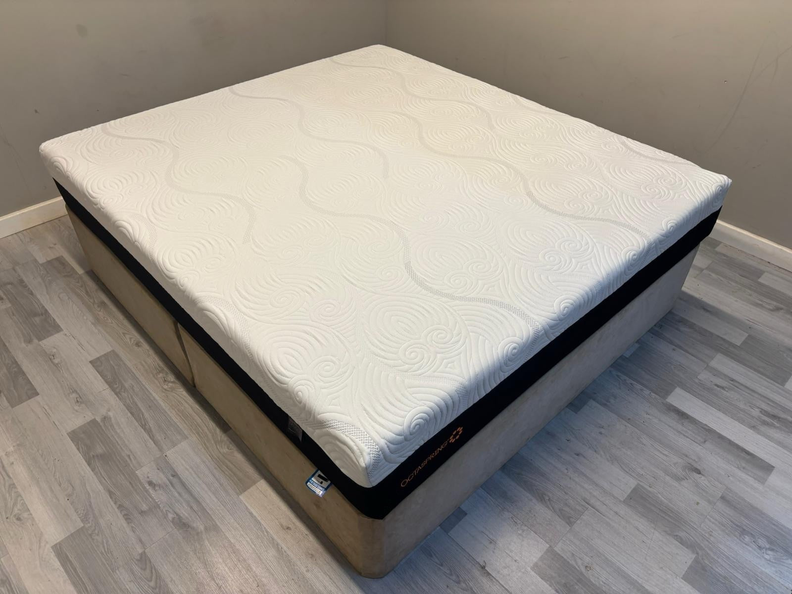 Octaspring Sirocco Memory Foam Mattress, Super King 180cm X 200cm RRP £2699 - Home Furniture Interiors