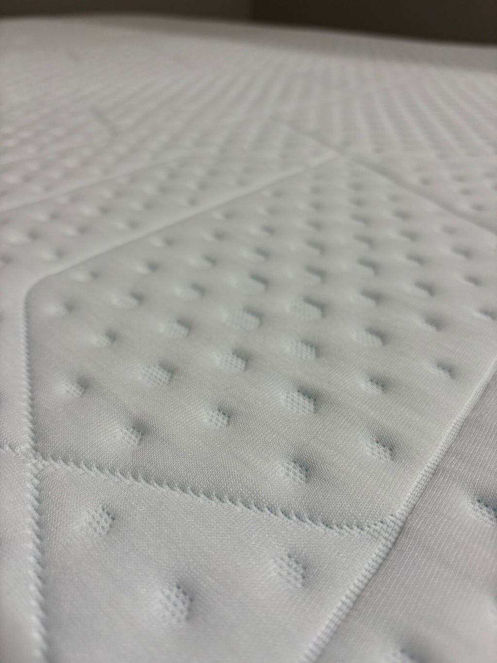 EMMA Diamond Hybrid 6FT Superking Mattress - RRP £1595 - Best Price Online B - Home Furniture Interiors