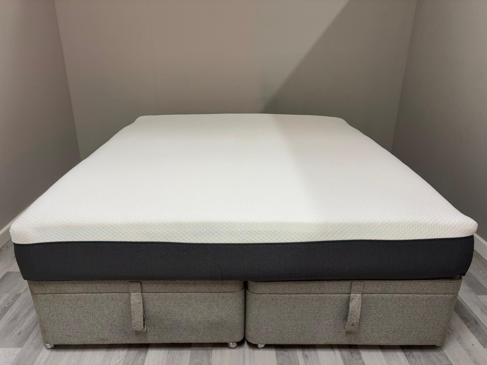 Emma Premium Hybrid 6FT SuperKing  Mattress Best Price Online RRP £995 B - Home Furniture Interiors